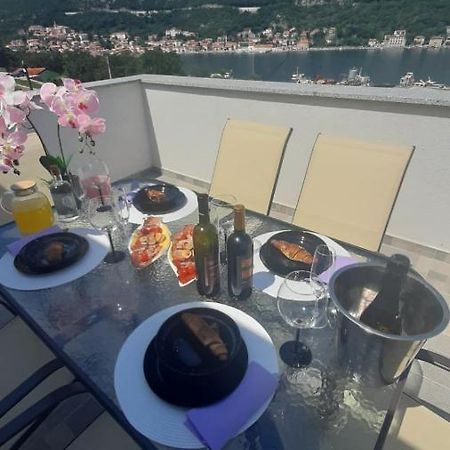 Apartmani Petar I Luka Bakar Exteriör bild