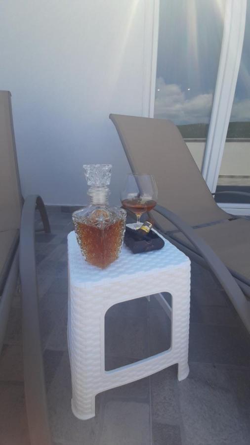 Apartmani Petar I Luka Bakar Exteriör bild