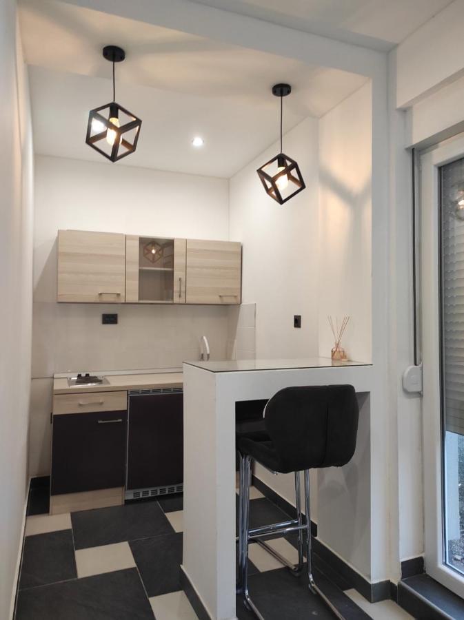 Apartmani Petar I Luka Bakar Exteriör bild