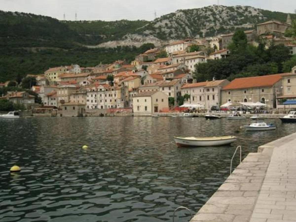Apartmani Petar I Luka Bakar Exteriör bild